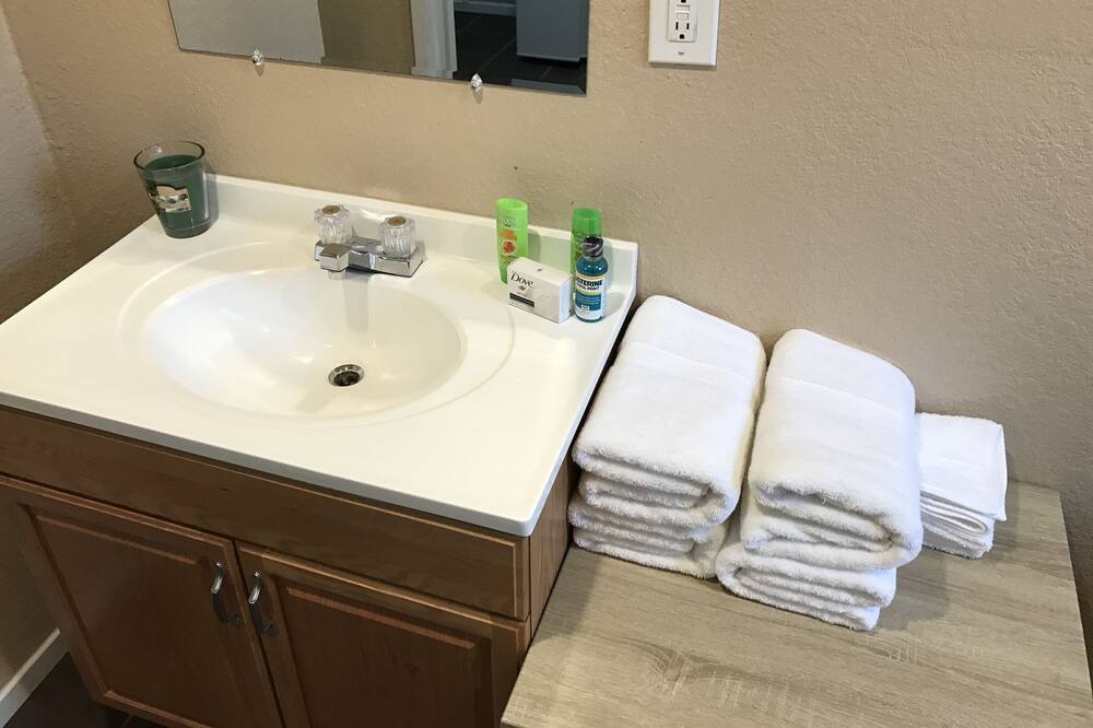 Photo of Bathroom in Azusa