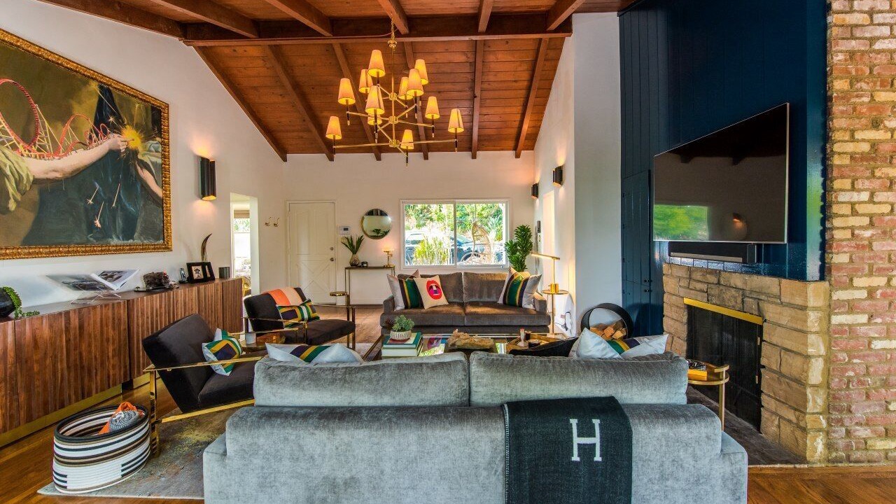 Photo of Livingroom in Hollywoodland