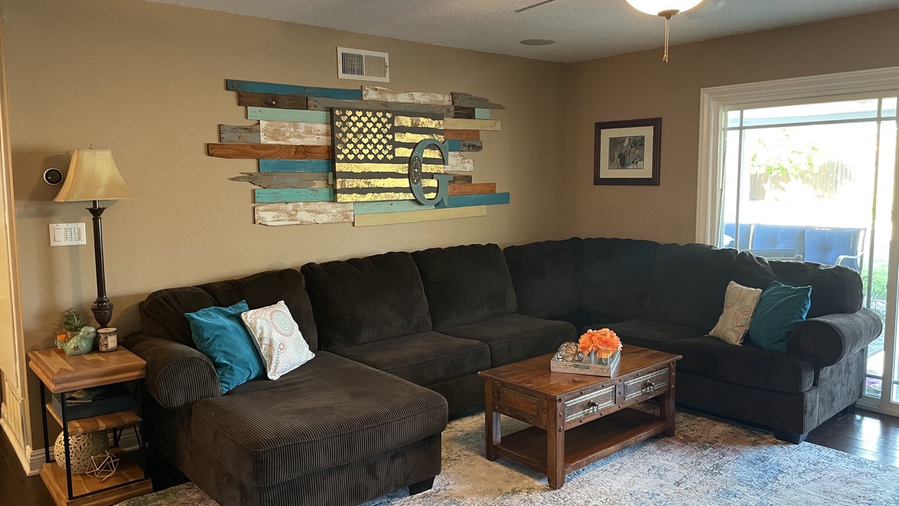 Photo of Livingroom in Yorba Linda