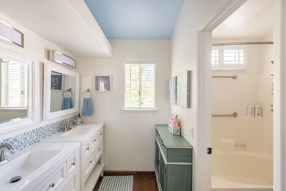 Photo of Bedroom in Loma Linda