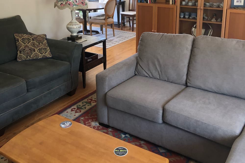 Photo of Livingroom in Seaside