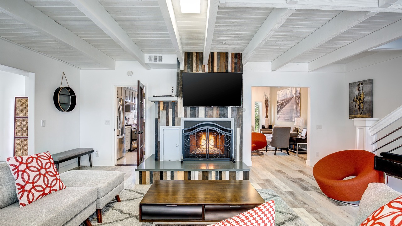 Photo of Livingroom in Riverview West