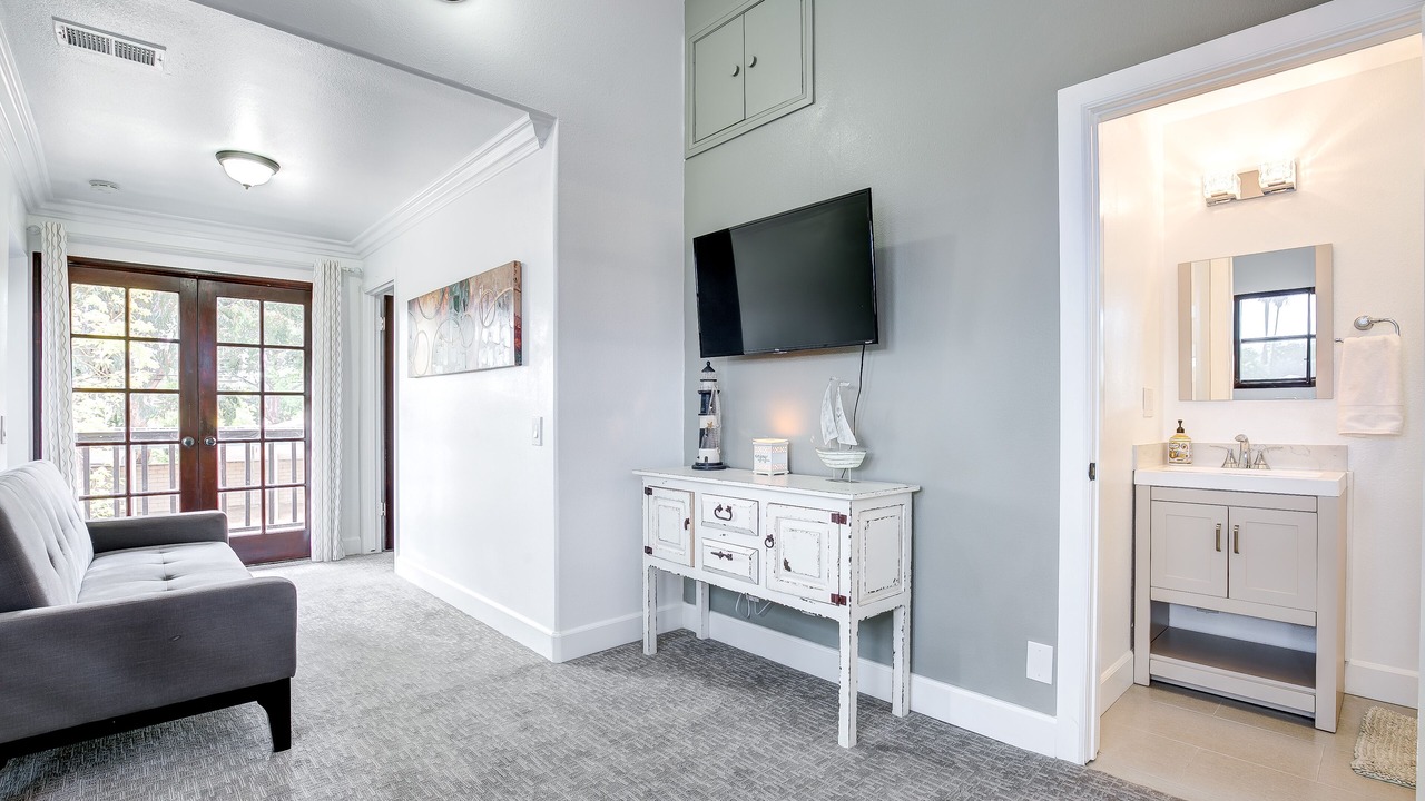 Photo of Livingroom in Riverview West