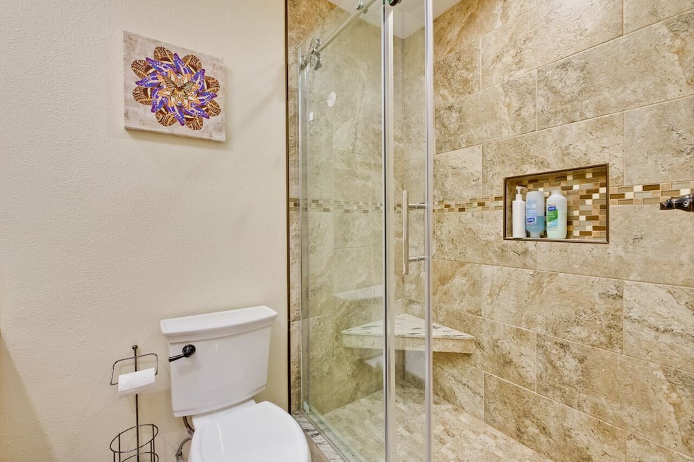 Photo of Bathroom in Berryessa