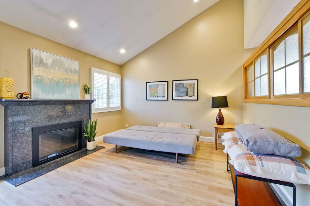 Photo of Bedroom in Berryessa