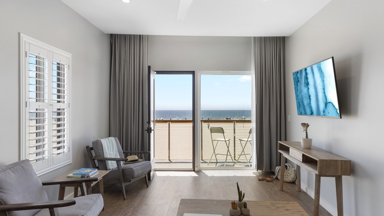 Photo of Patio Balcony in Hermosa Beach
