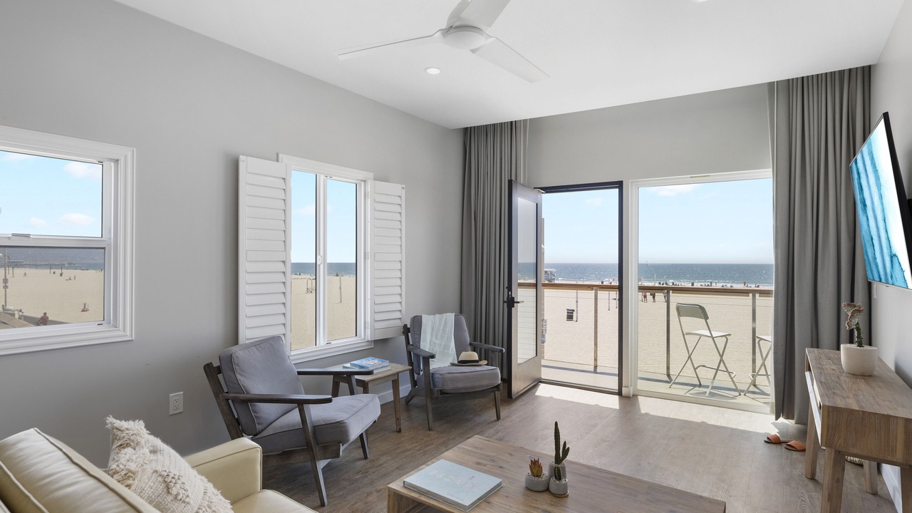 Photo of Patio Balcony in Hermosa Beach