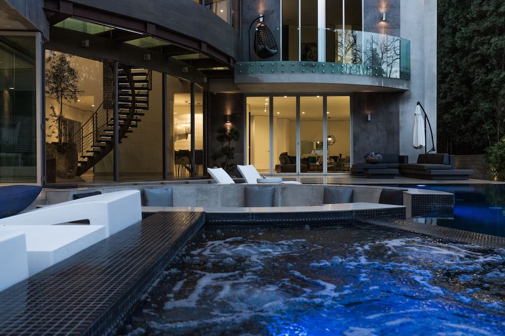 Photo of Outdoor in Bel Air