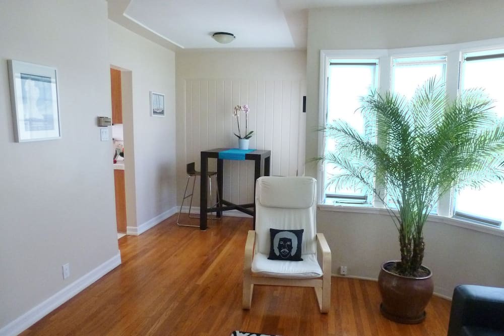 Photo of Livingroom in Northeast