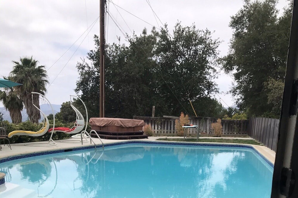 Photo of Outdoor in Altadena