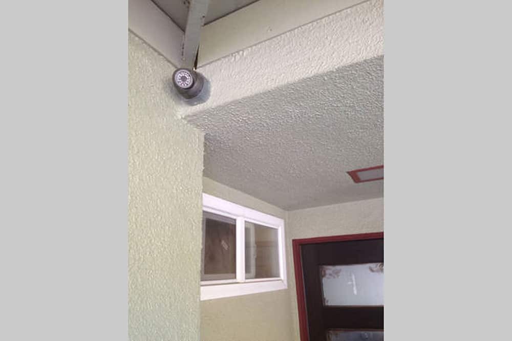 Photo of Bedroom in Altadena