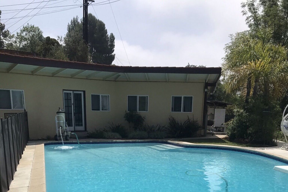 Photo of Outdoor in Altadena