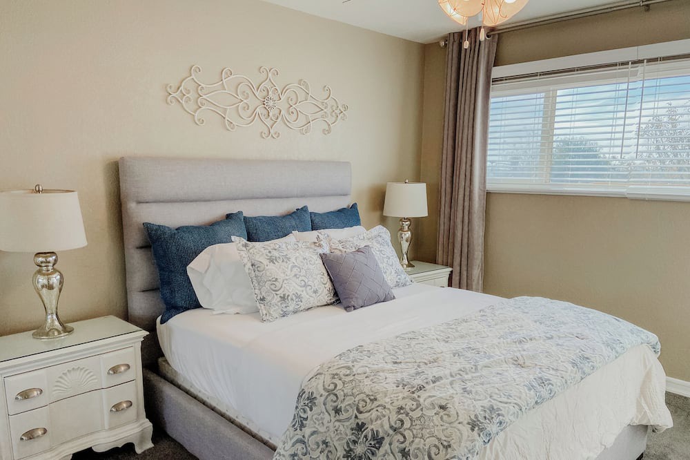 Photo of Bedroom in Calimesa