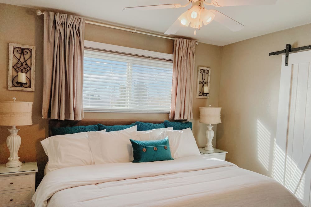 Photo of Bedroom in Calimesa
