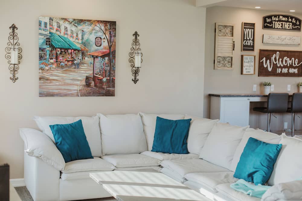 Photo of Livingroom in Calimesa