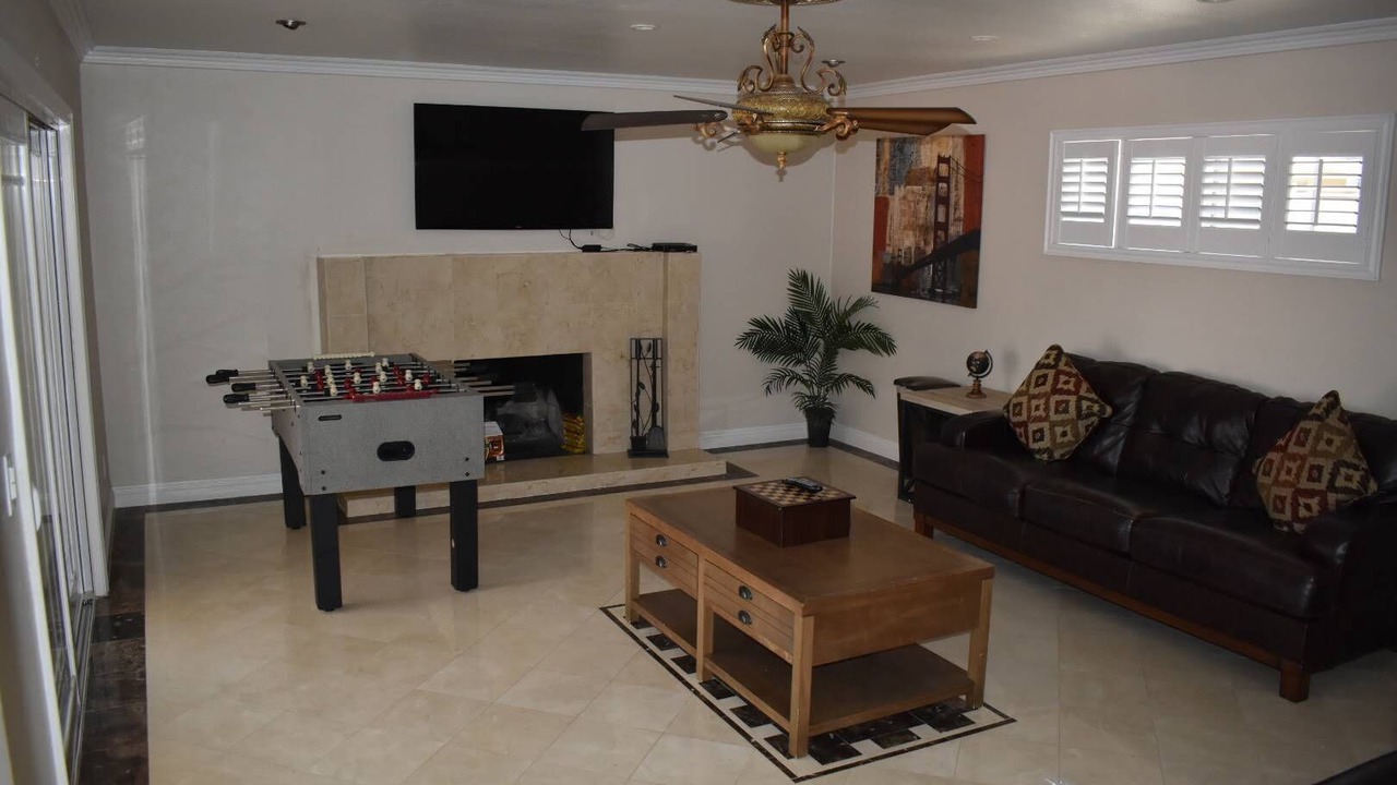 Photo of Livingroom in Northwest Anaheim