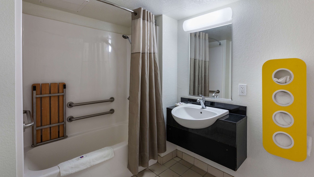 Photo of Bathroom in Barstow