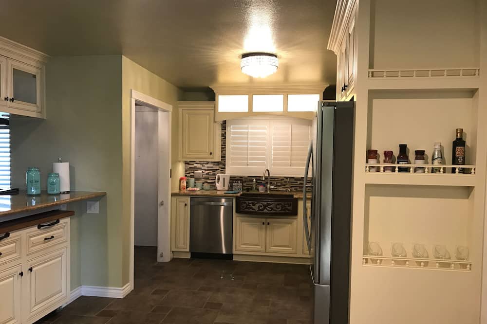 Photo of Kitchen in Fountain Valley