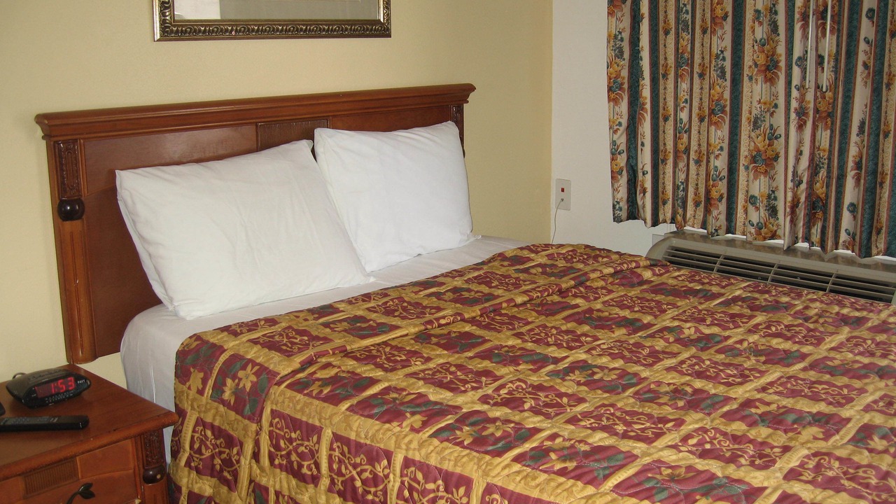 Photo of Bedroom in South Wrigley