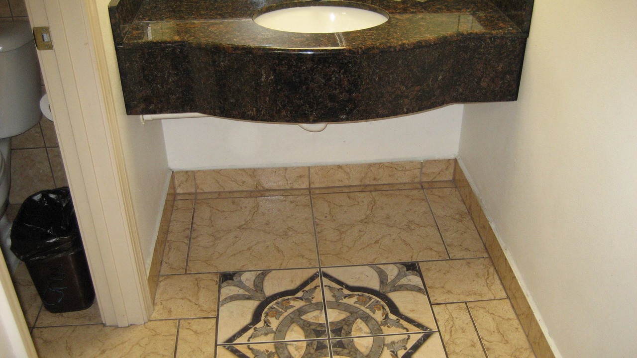 Photo of Bathroom in South Wrigley