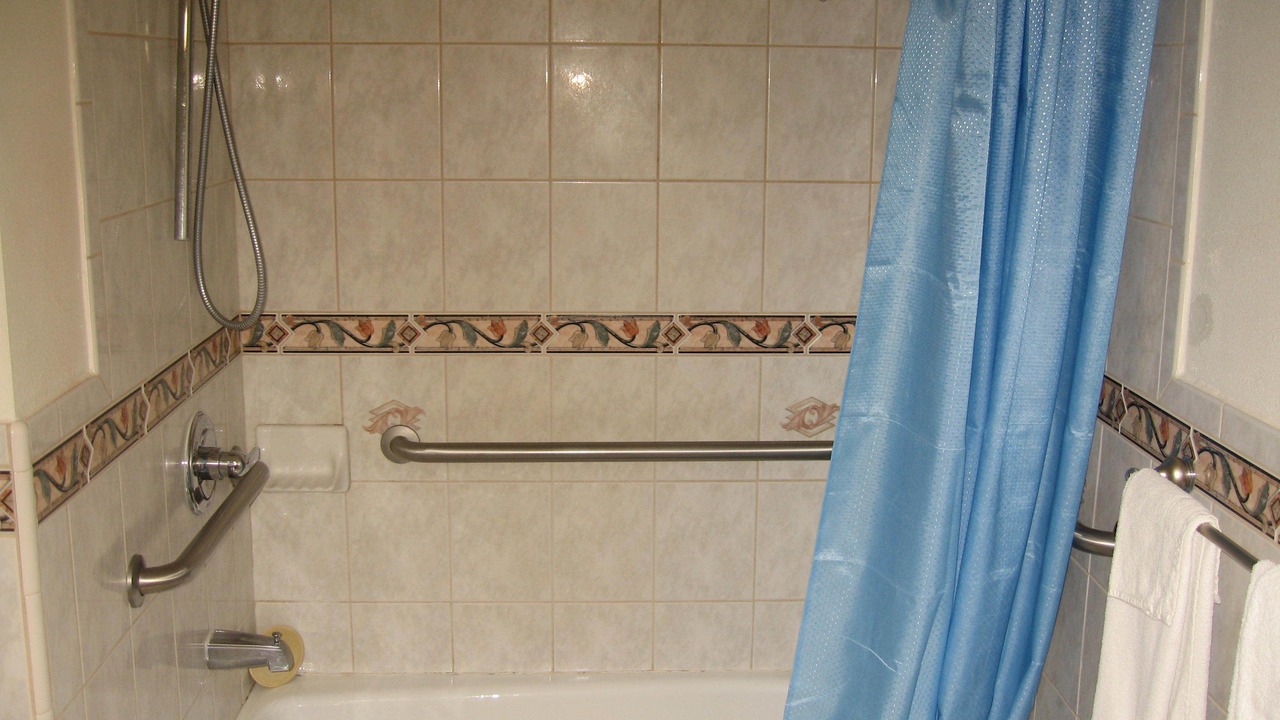 Photo of Bathroom in South Wrigley
