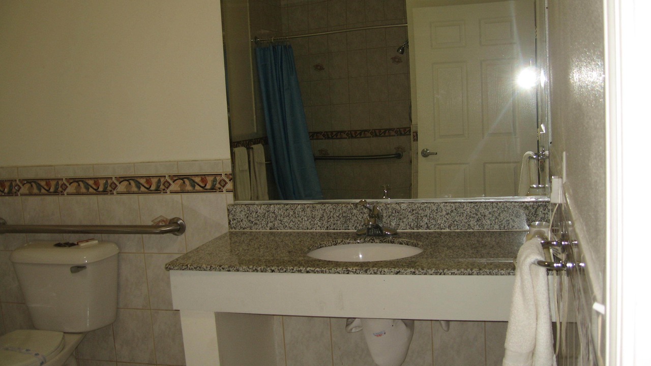 Photo of Bathroom in South Wrigley