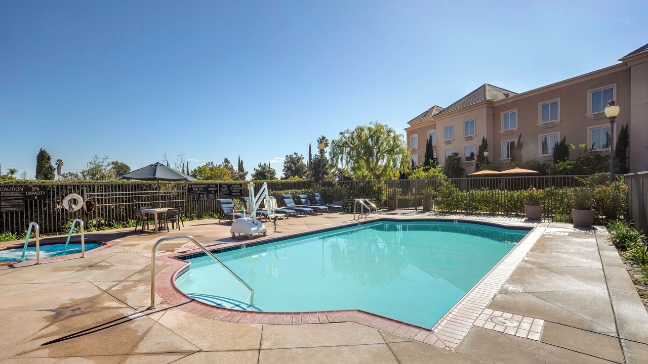 Photo of Outdoor in Los Serranos