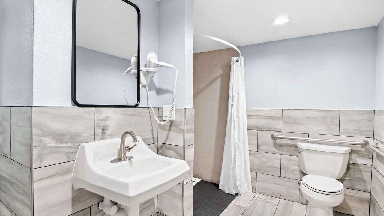 Photo of Bathroom in Buena Park