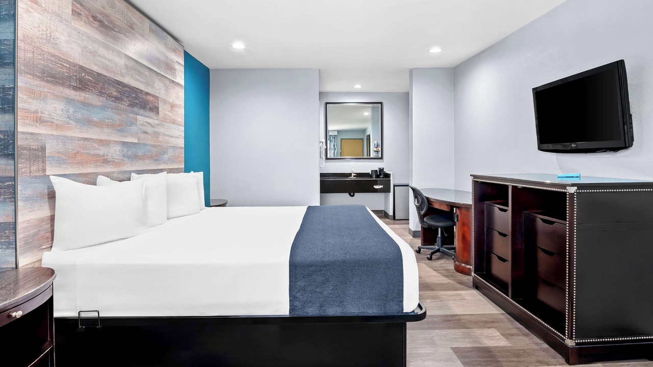 Photo of Bedroom in Buena Park