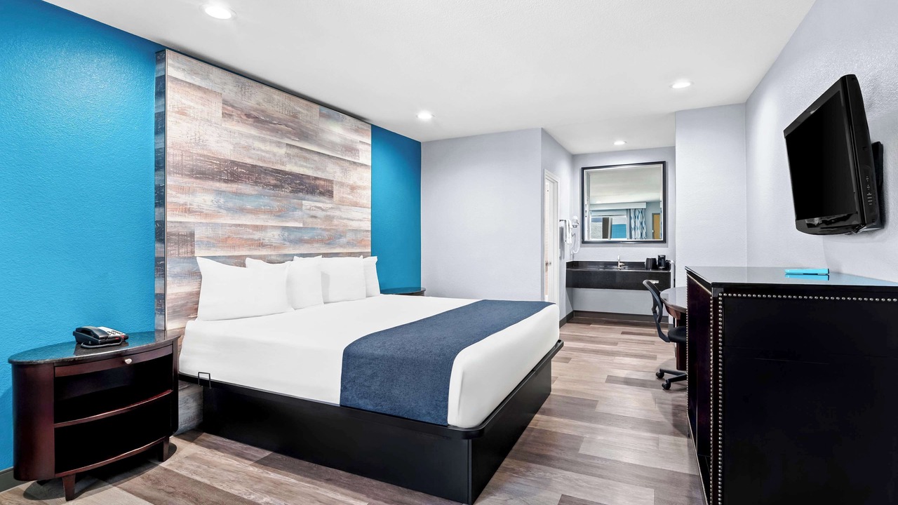 Photo of Bedroom in Buena Park
