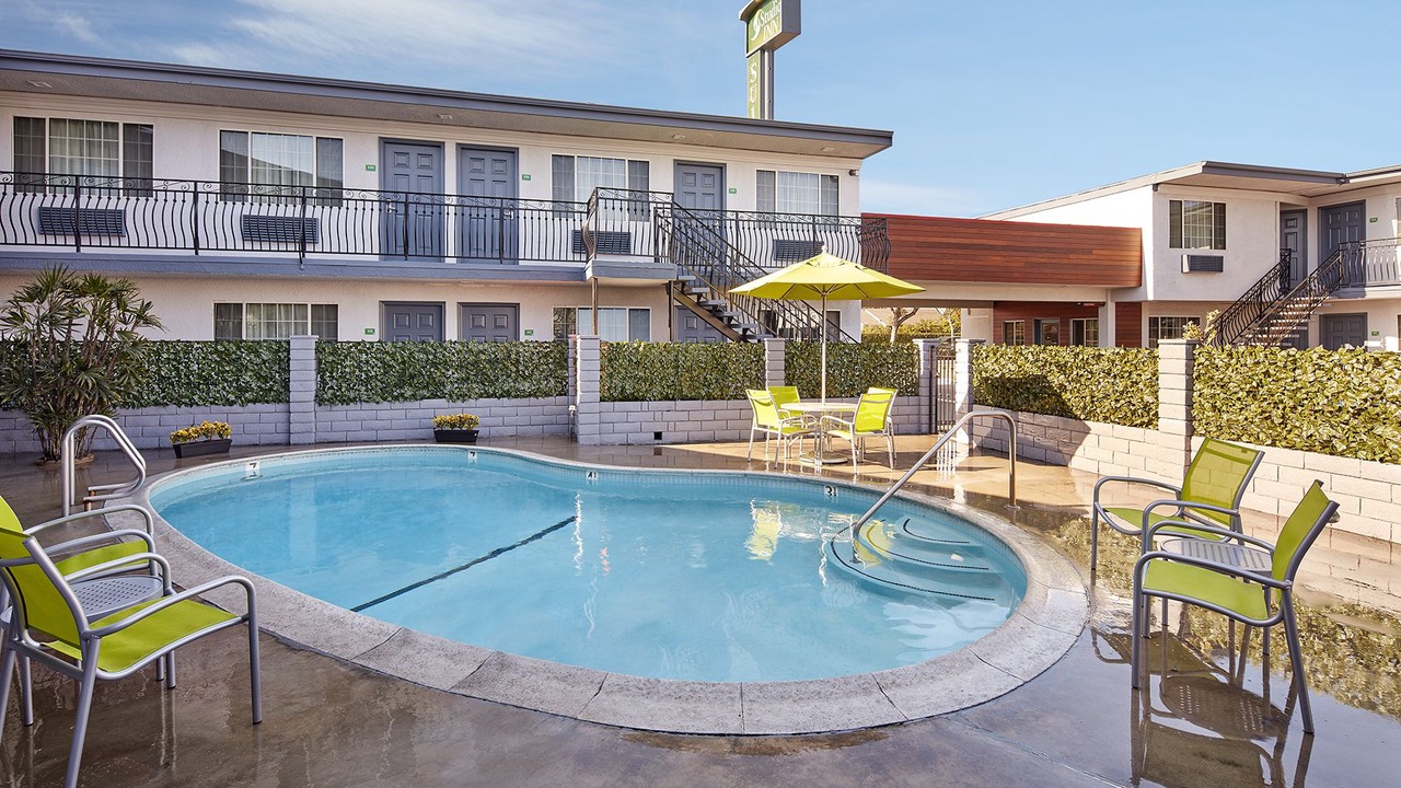 Photo of Outdoor in Downey