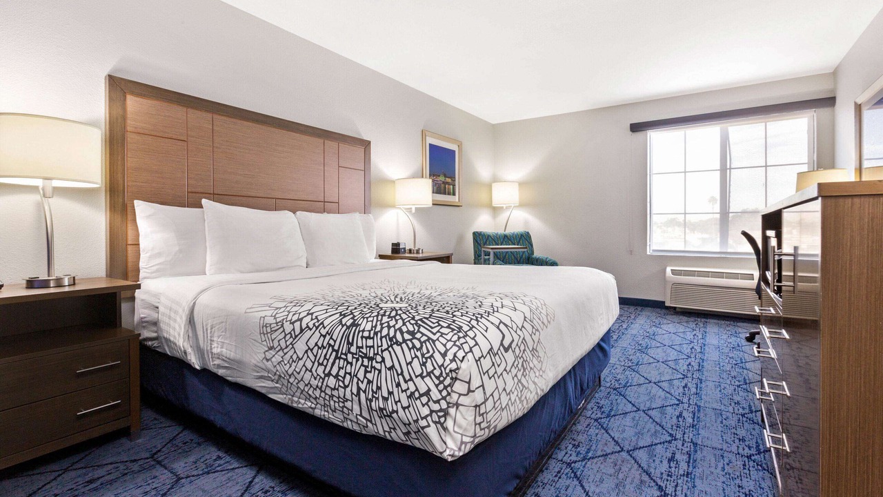 Photo of Bedroom in Harbor