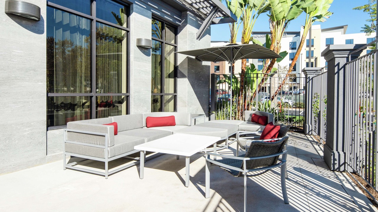 Photo of Patio Balcony in Lake Forest