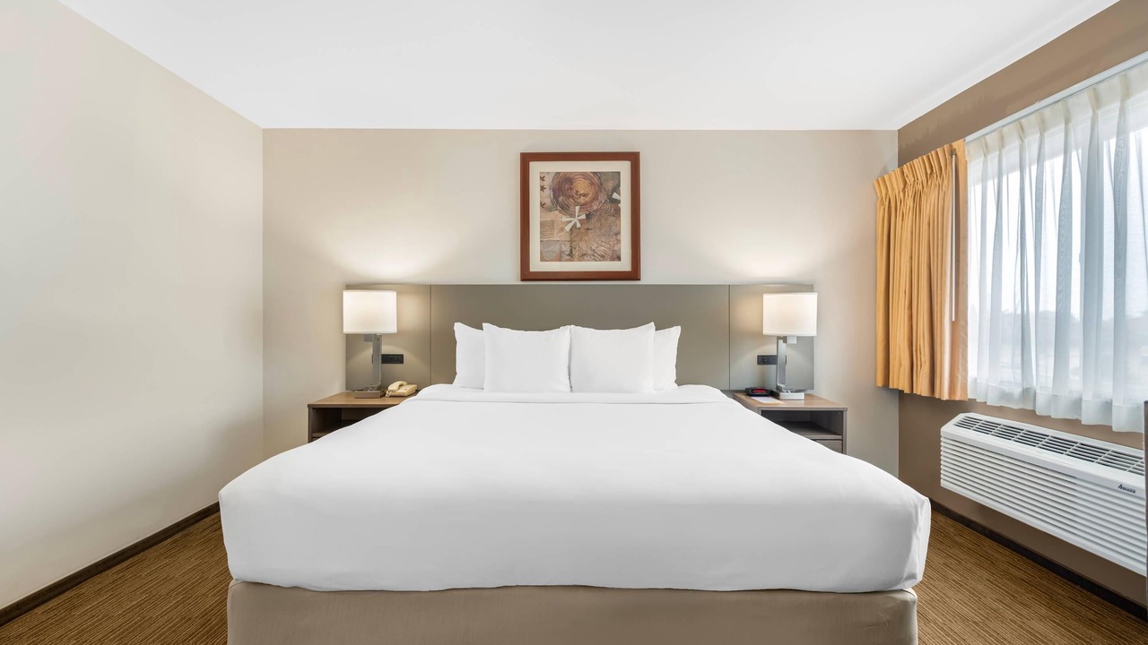 Photo of Bedroom in Hawthorne