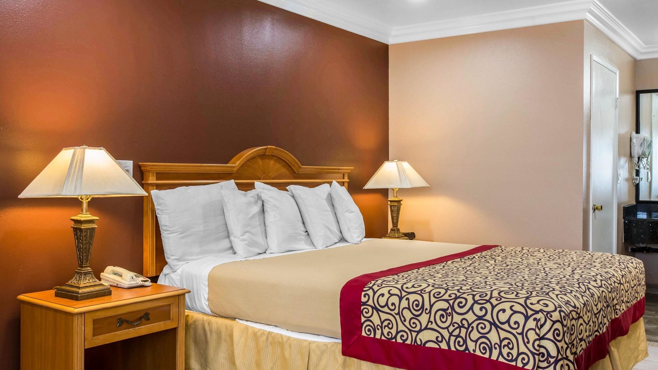 Photo of Bedroom in Cypress