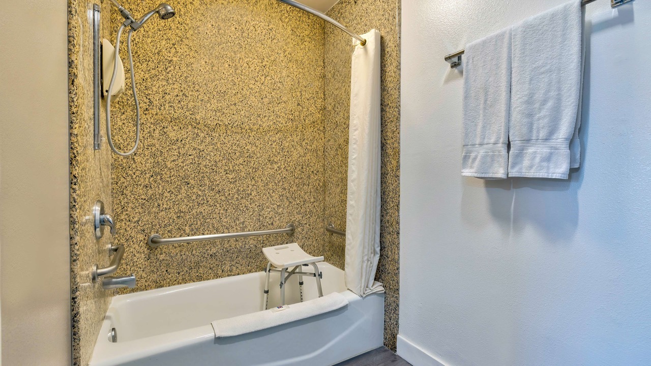 Photo of Bathroom in South Gate