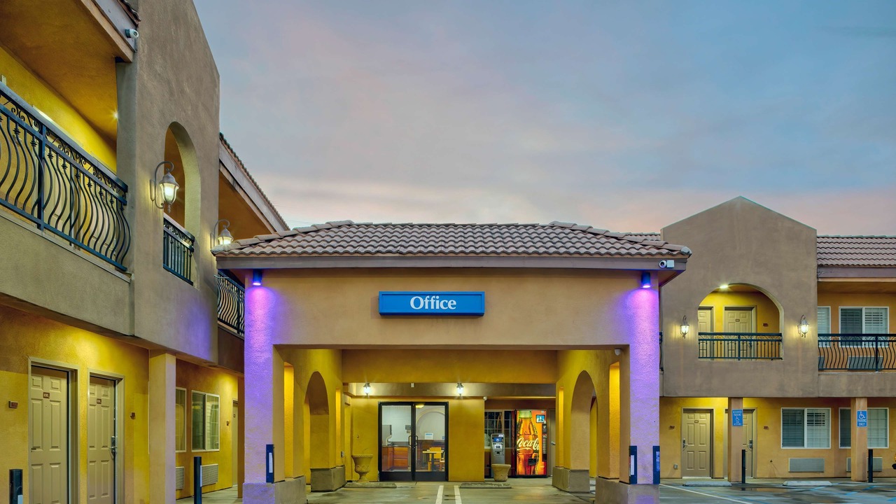 Photo of Buildings in South Gate