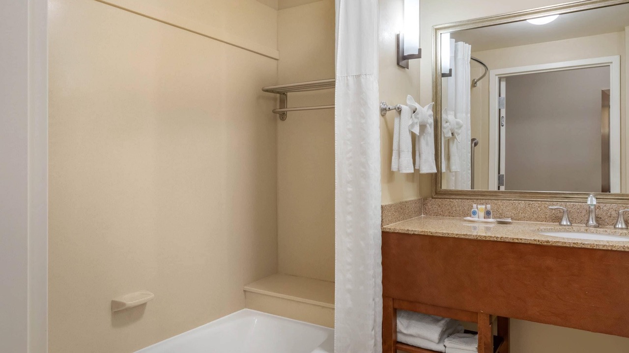Photo of Bedroom in Barstow