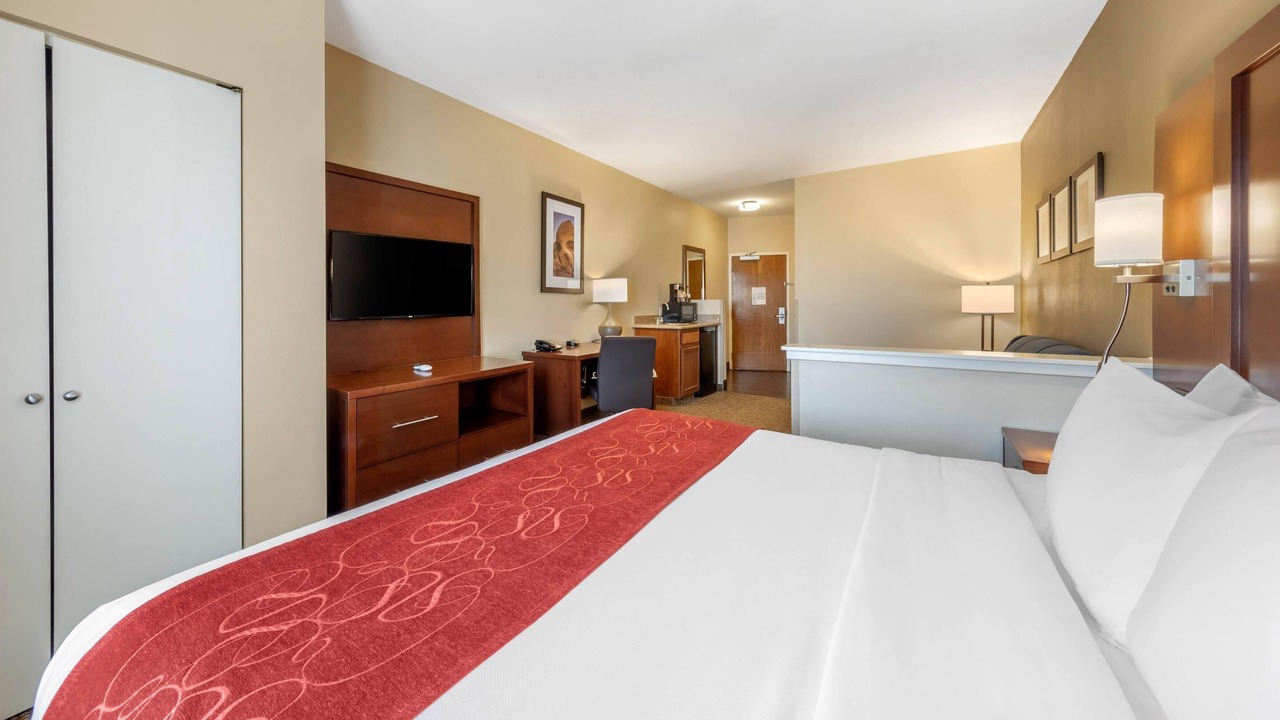 Photo of Bedroom in Barstow