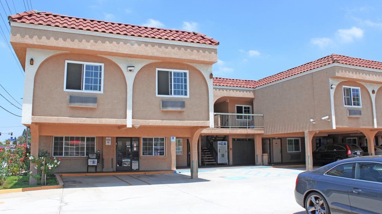 Photo of Outdoor in Orange