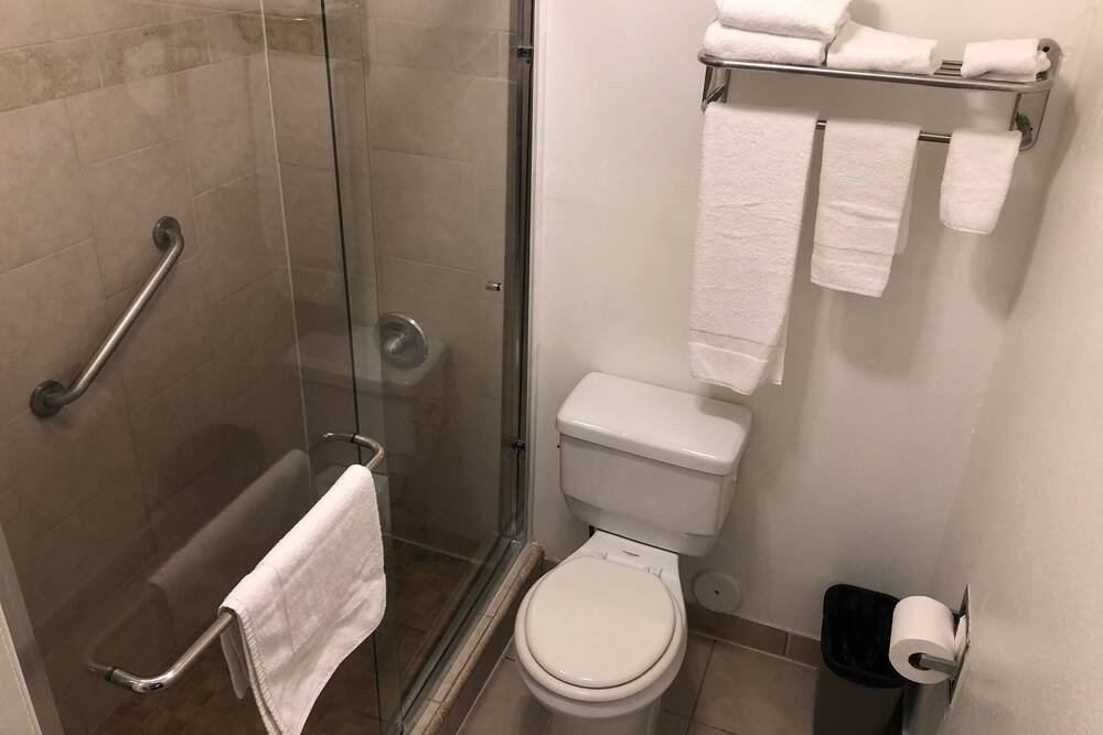 Photo of Bathroom in Orange