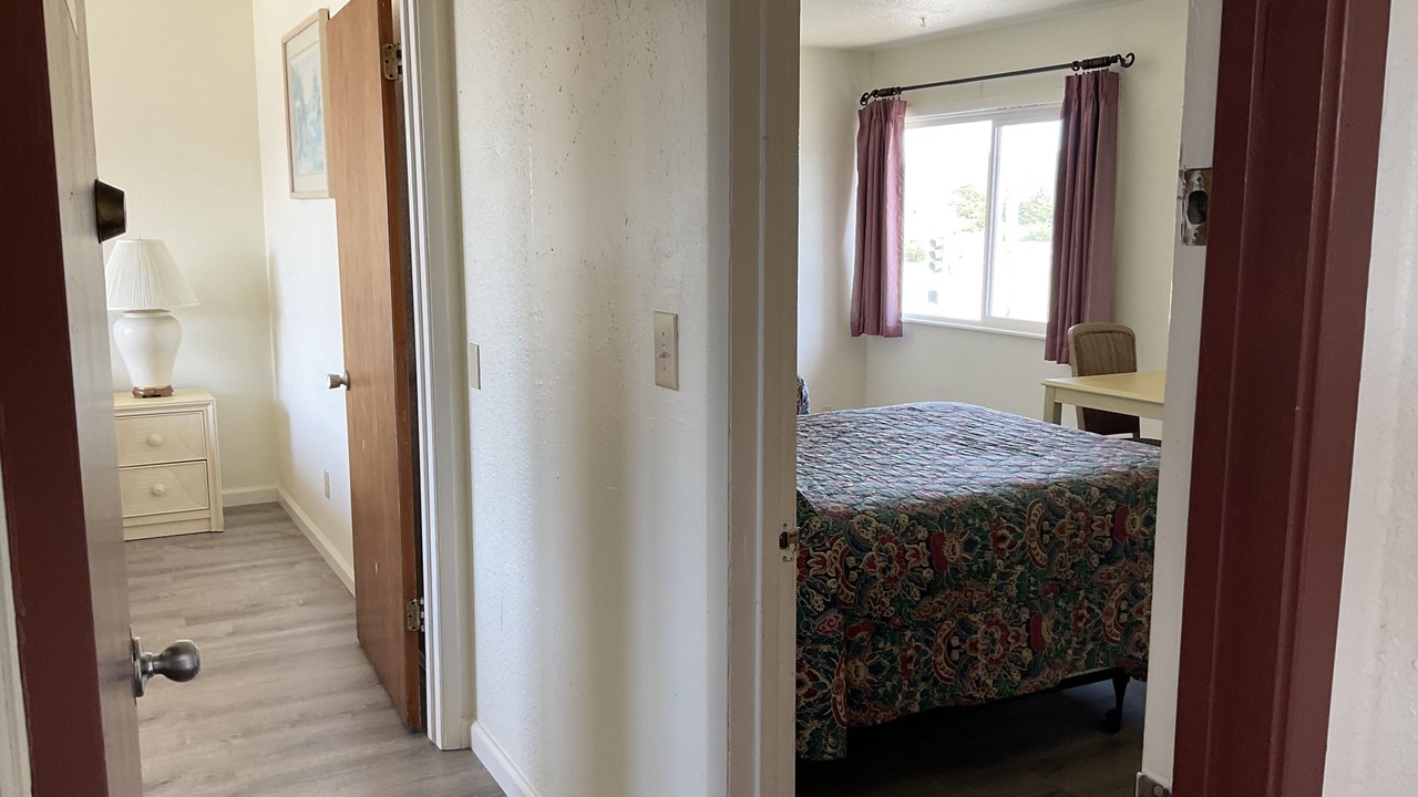 Photo of Bedroom in Crescent City