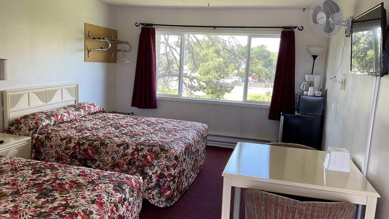 Photo of Bedroom in Crescent City