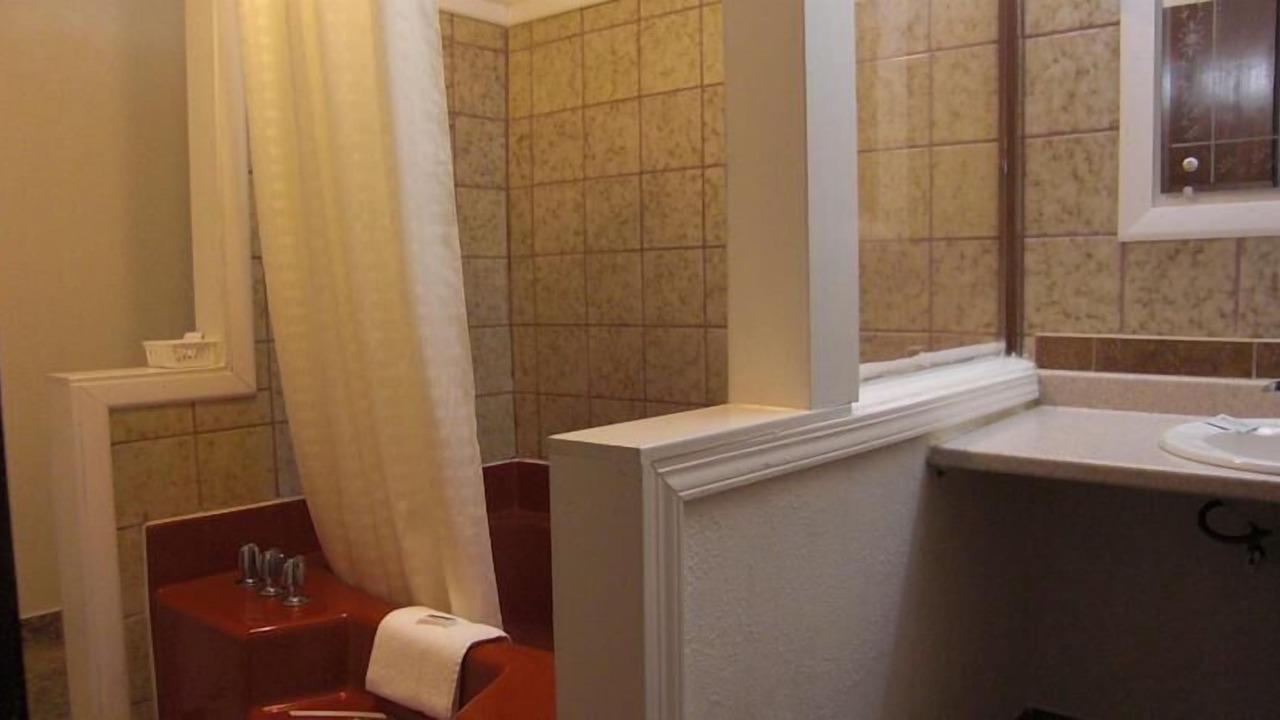 Photo of Bathroom in Crescent City