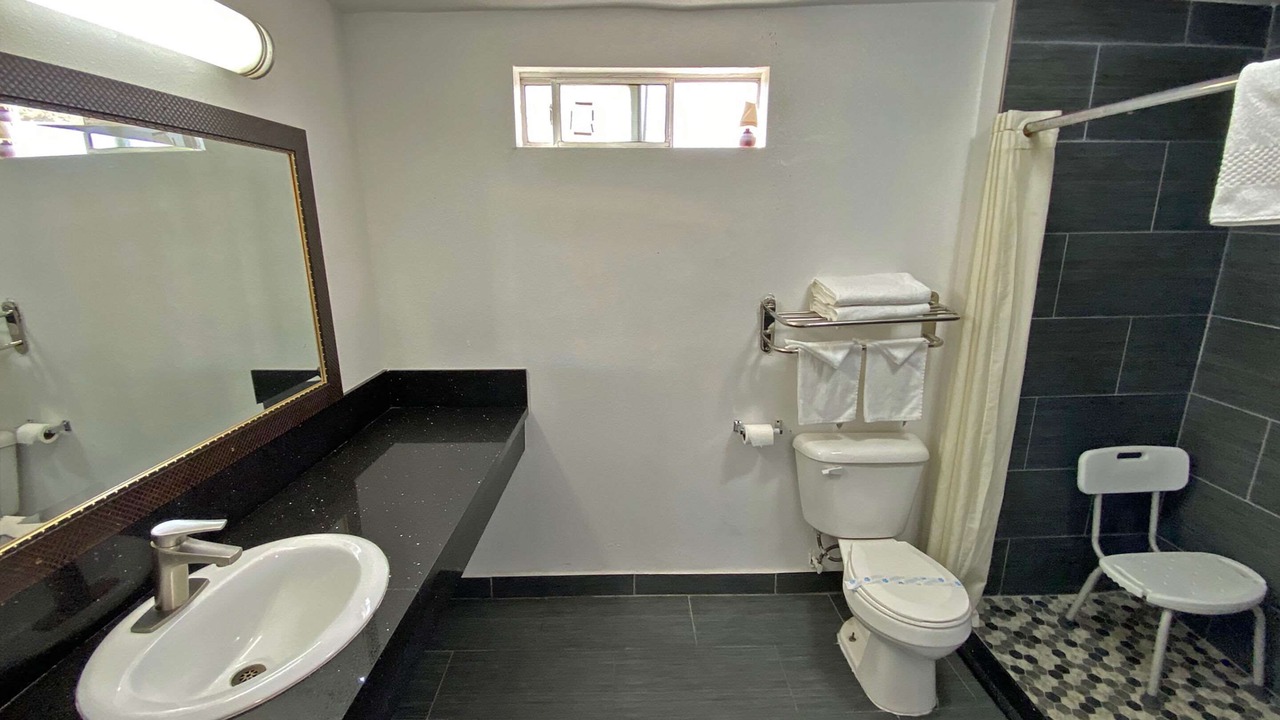 Photo of Bathroom in Ventura