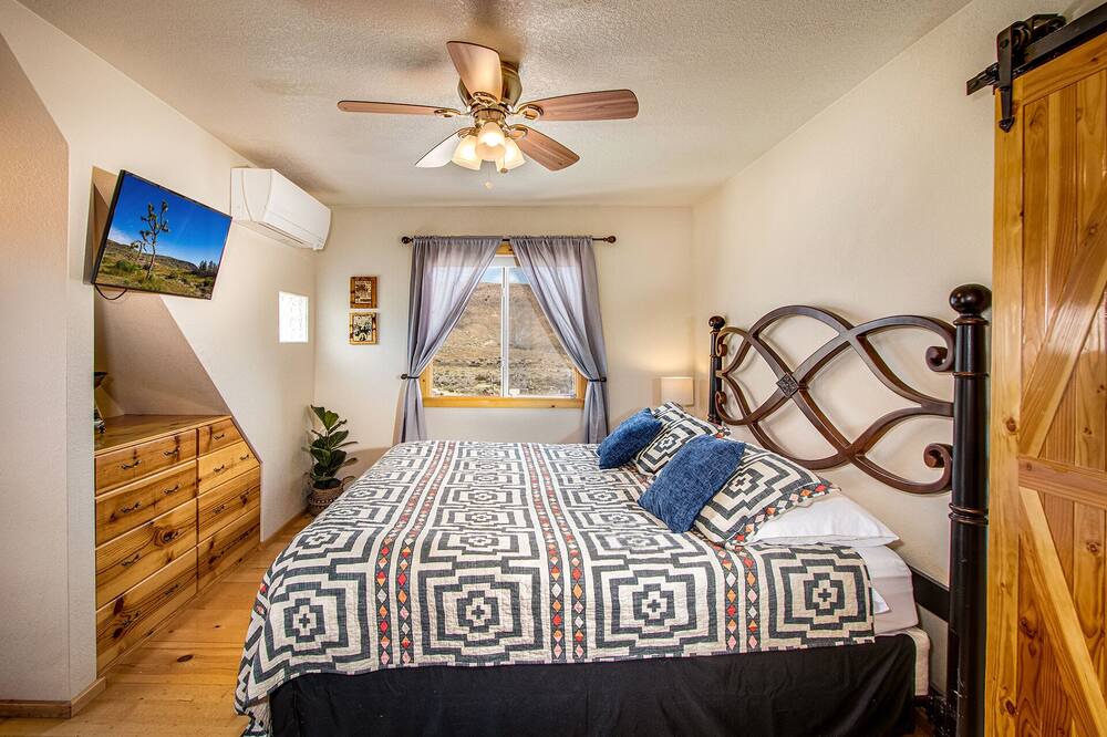 Photo of Bedroom in Pioneertown