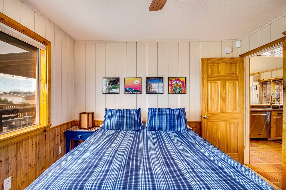 Photo of Bedroom in Pioneertown