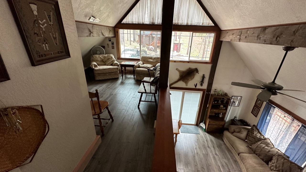 Photo of Livingroom in Markleeville