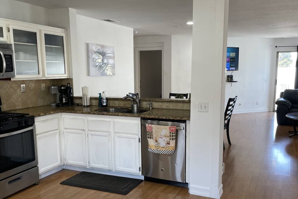 Photo of Kitchen in Southridge Village
