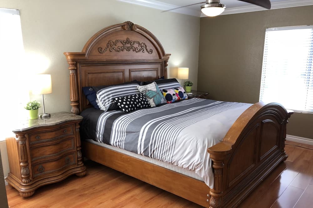 Photo of Bedroom in Southridge Village
